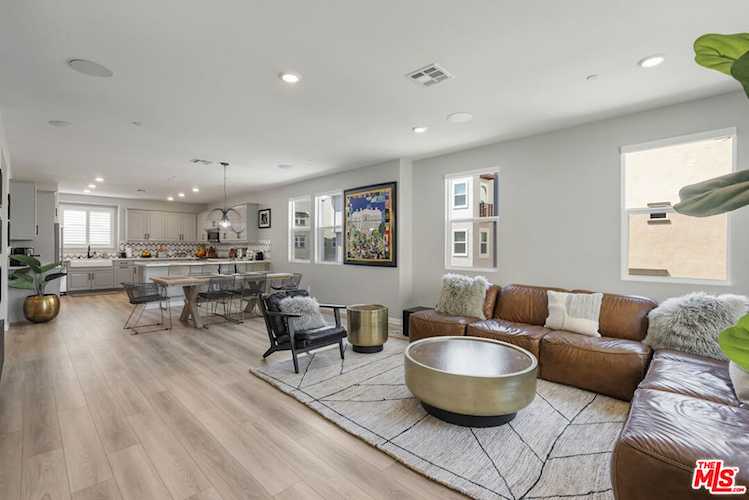 756 Daniel Freeman Circle, Inglewood, CA 90301