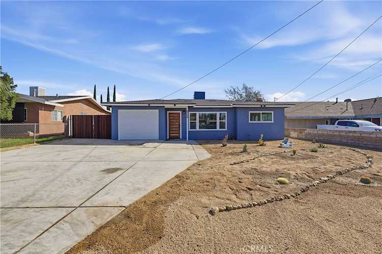 9259 Beech Ave, Fontana, CA 92335