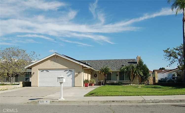 395 S Tamarisk, Rialto, CA 92376