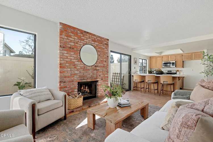 3426 Olds Rd, Oxnard, CA 93033