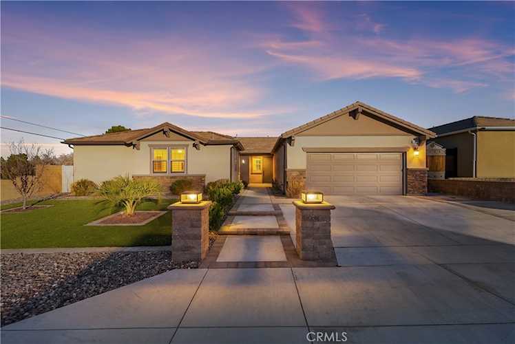 41742 Wayladn Ct, Lancaster, CA 93536