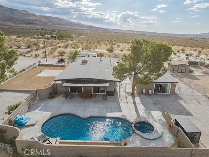 30280 Bourbon Rd, Lucerne Valley, CA 92356
