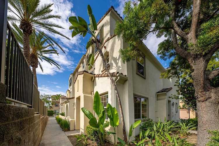 1279 Fools Gold Way #2, Chula Vista, CA 91913