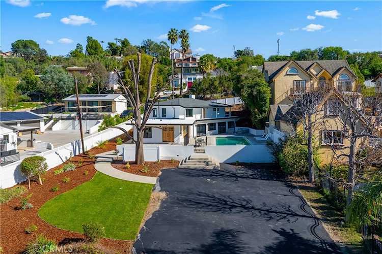 12852 Fairhaven, Santa Ana, CA 92705