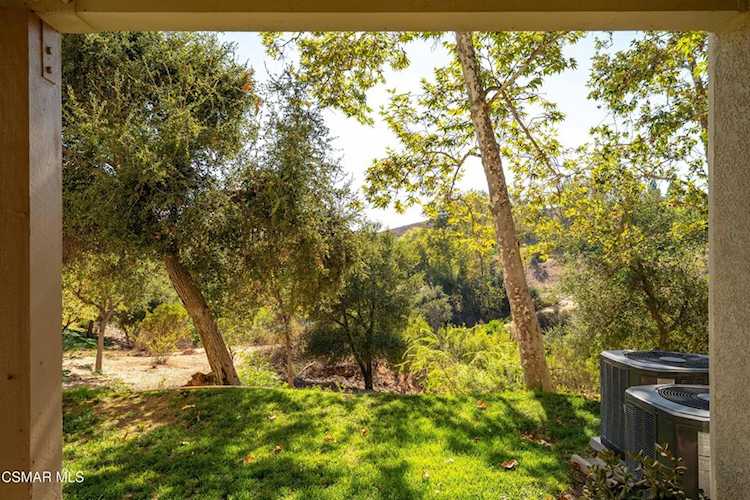 5744 Oak Bend Ln #108, Oak Park, CA 91377