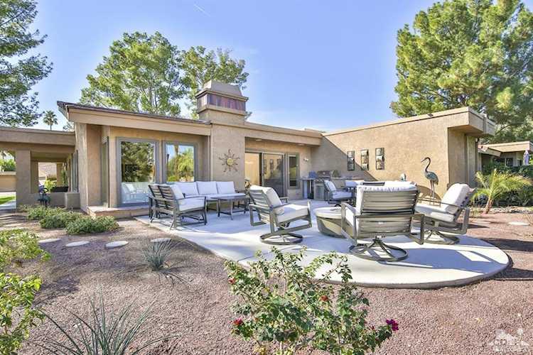72550 Rolling Knoll Dr, Palm Desert, CA 92260