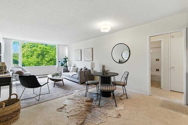 2601 College Ave #203, Berkeley, CA 94704