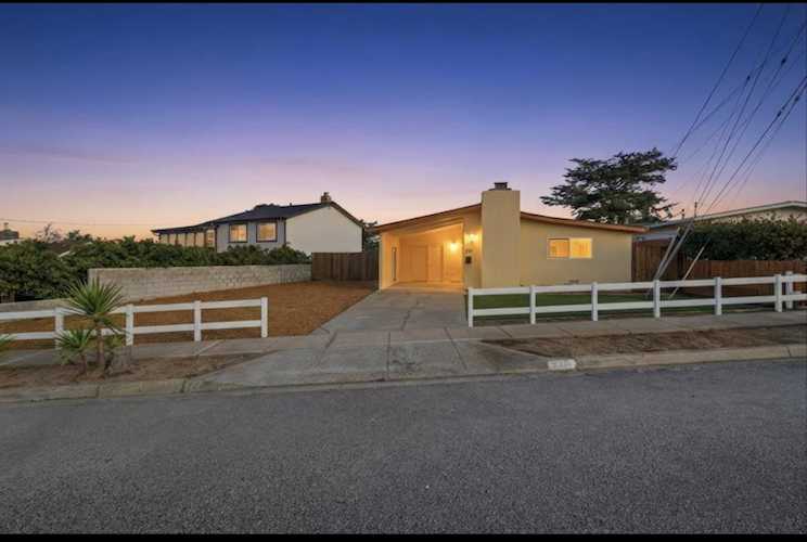 359 Reindollar Ave, Marina, CA 93933