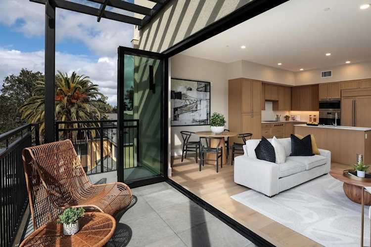 389 First St #31, Los Altos, CA 94022