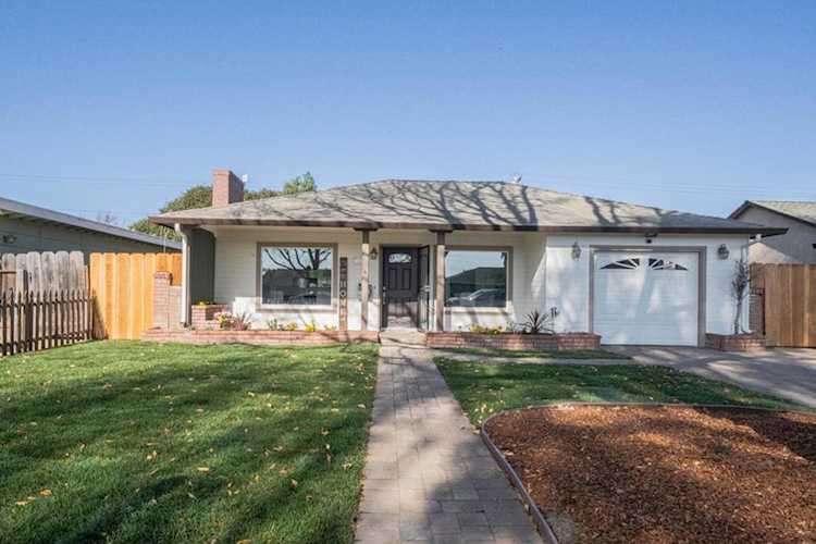 323 Chaparral St, Salinas, CA 93906