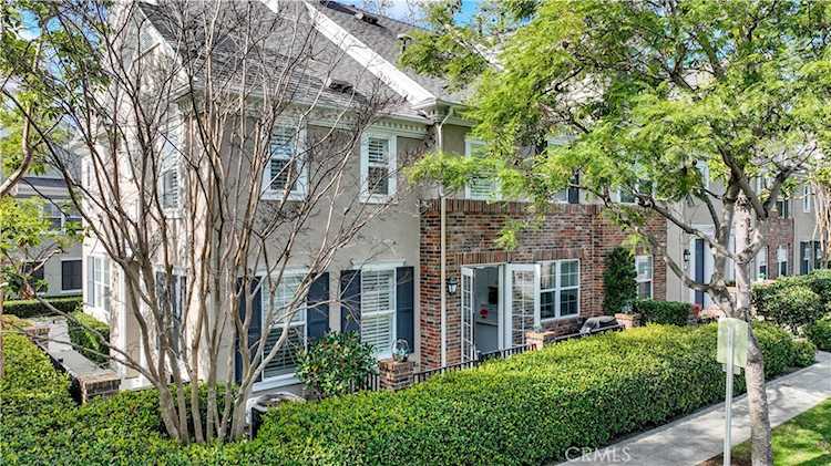 28 St Albany, Ladera Ranch, CA 92694