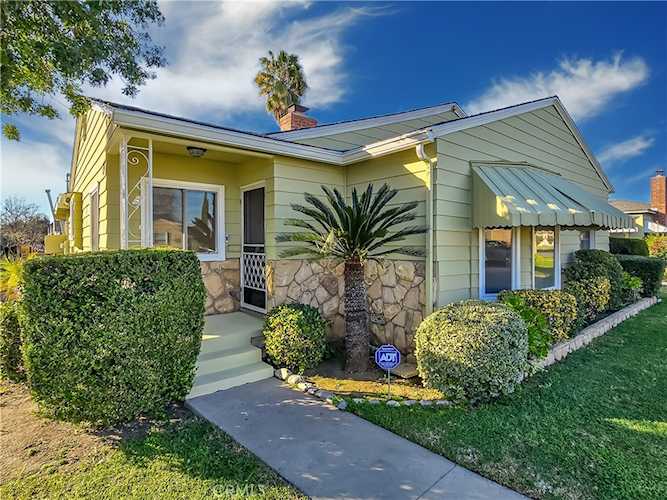 725 S Gaybar, West Covina, CA 91790