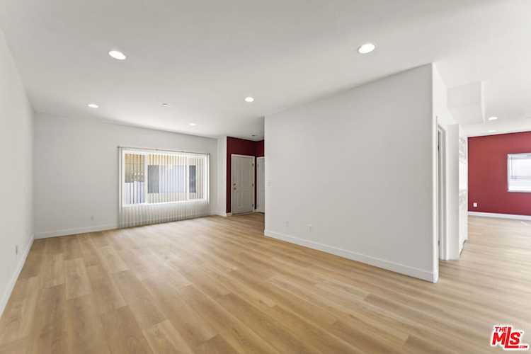 12375 Osborne Place #13, Pacoima, CA 91331