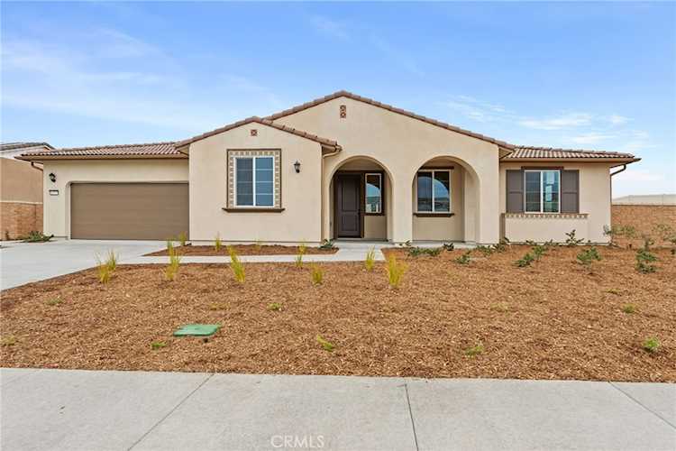 11737 Saddleback Dr, Loma Linda, CA 92373