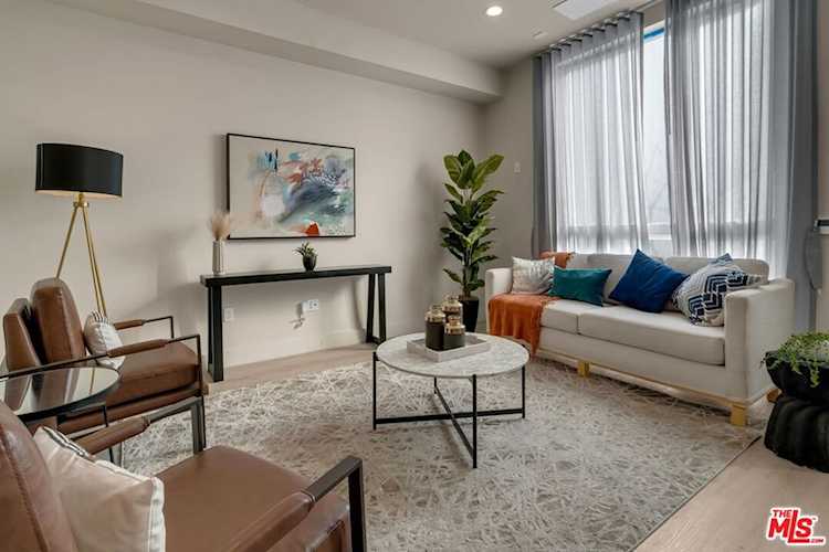 125 Plymouth St, Inglewood, CA 90302