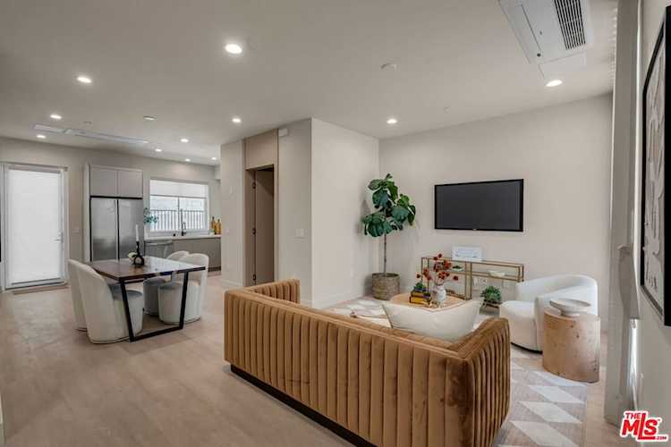 117 Plymouth St, Inglewood, CA 90302