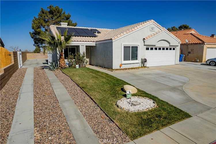 4543 Windstar Way, Palmdale, CA 93552