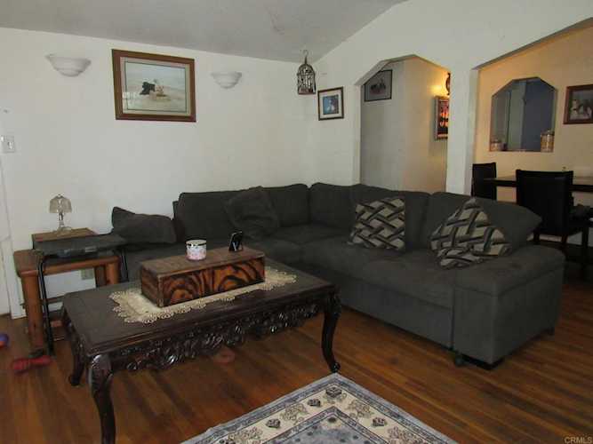 29460 Oak Dr, Campo, CA 91906