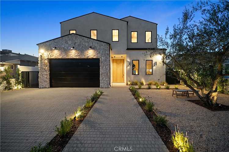 4941 Nagle Ave, Sherman Oaks, CA 91423