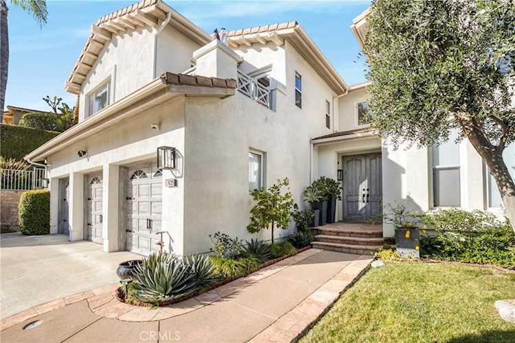 7439 Dorie Dr, West Hills, CA 91307