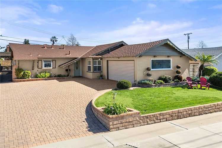 470 N Palm St, La Habra, CA 90631