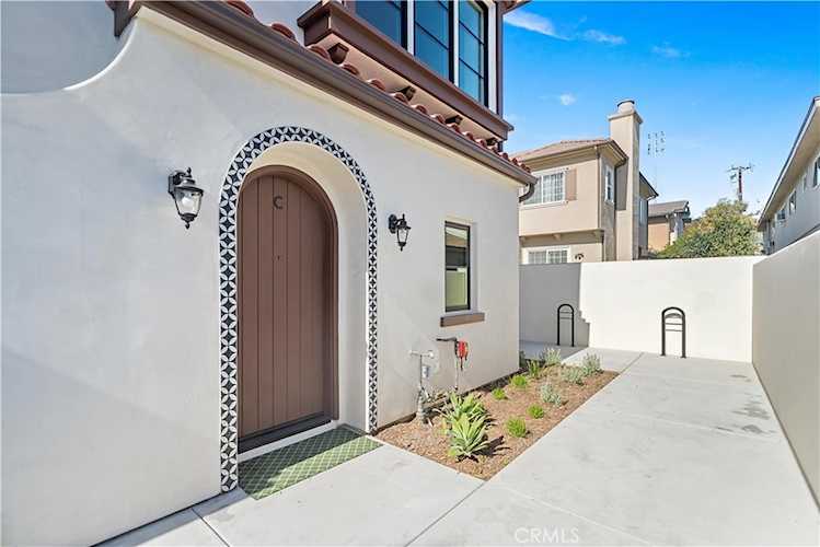 200 S 2nd Ave #C, Arcadia, CA 91006
