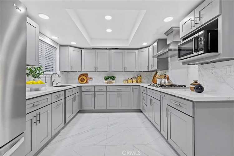 14131 Grand Meadows Dr, Garden Grove, CA 92843