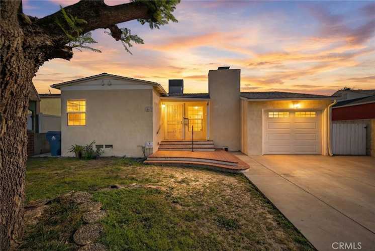 6444 Denny Ave, North Hollywood, CA 91606