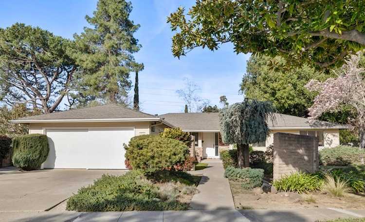 1461 Barton Dr, Sunnyvale, CA 94087