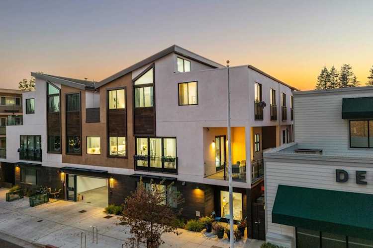 908 Woodside Rd, Redwood City, CA 94061