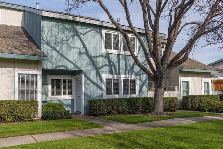 1018 Condor Ln, Foster City, CA 94404