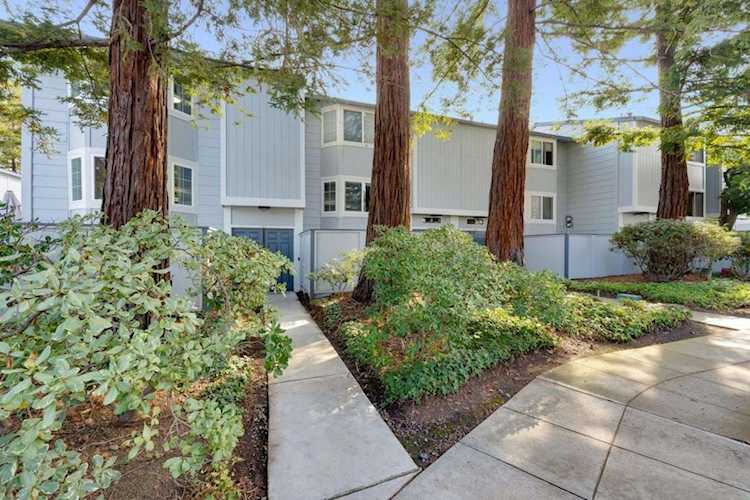 813 Montgomery St, Mountain View, CA 94041