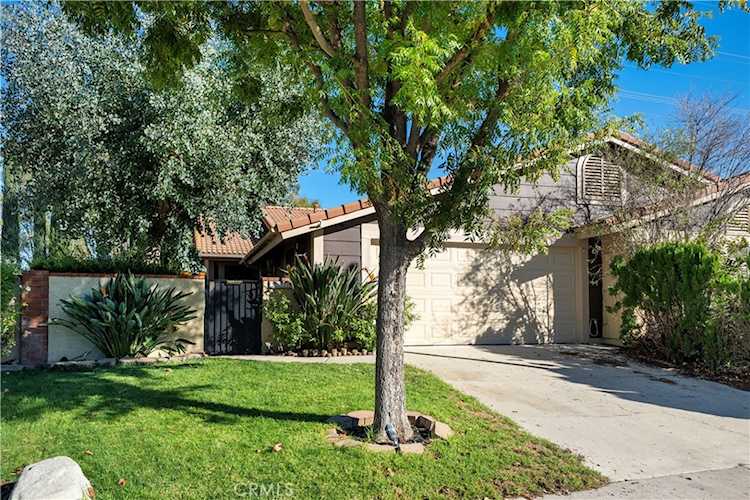 25784 Covala Ct, Valencia, CA 91355