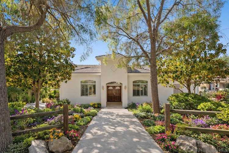 28328 Kettering Ln, Escondido, CA 92026