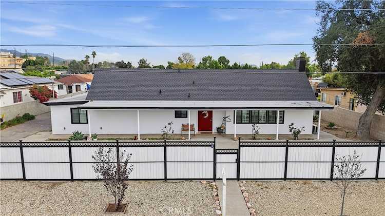 12232 Truesdale, Sun Valley, CA 91352