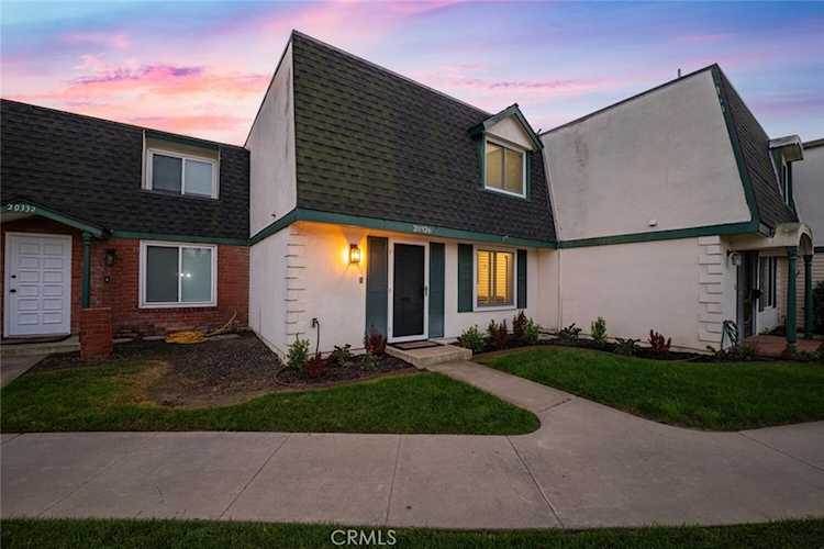 20326 Gardenia Dr, Huntington Beach, CA 92646