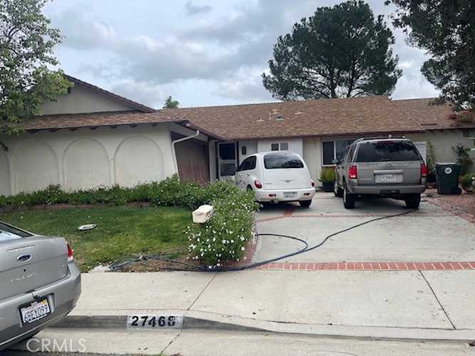 27468 Garza, Saugus, CA 91350