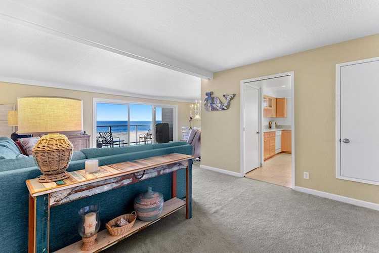 22130 E Cliff Dr #2D, Santa Cruz, CA 95062