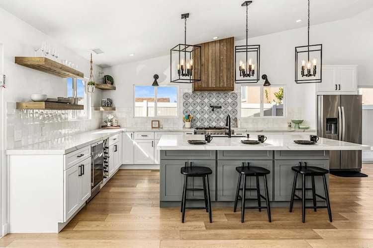241 Richard Court, Oceanside, CA 92056