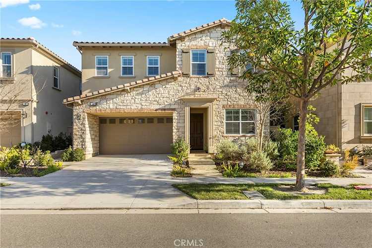 22 Lark, Lake Forest, CA 92630