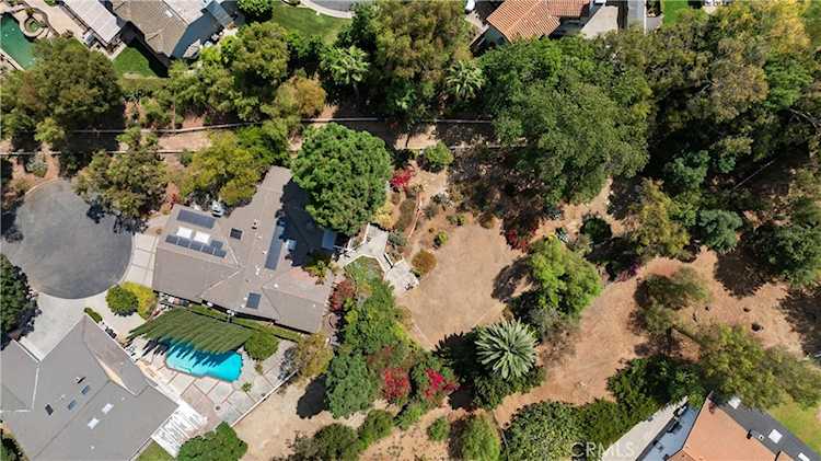 5141 Siesta, Yorba Linda, CA 92886