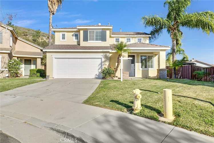 3273 Fig Ct, Lake Elsinore, CA 92530