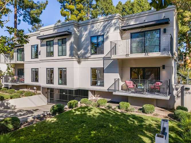 1326 Hoover St #5, Menlo Park, CA 94025