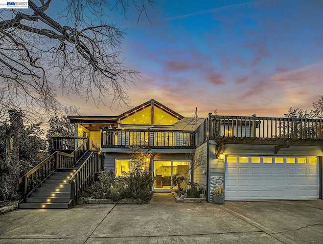 19029 19029 Carlton Ave, Castro Valley, CA 94546