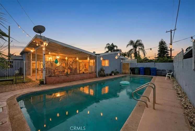 13561 Close, Whittier, CA 90605