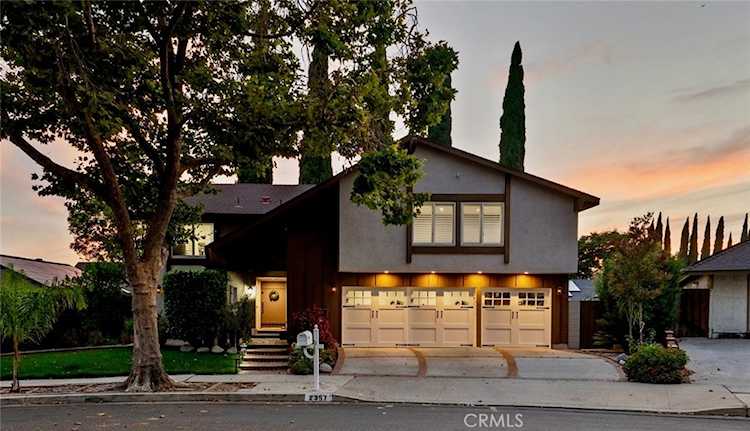 2357 Lawnview Ct, Simi Valley, CA 93065