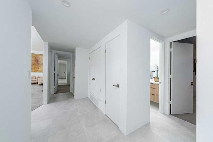 483 Desert Lakes Dr, Palm Springs, CA 92264