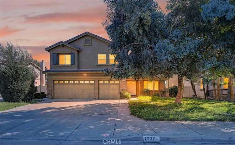 1237 Huckleberry, San Jacinto, CA 92582