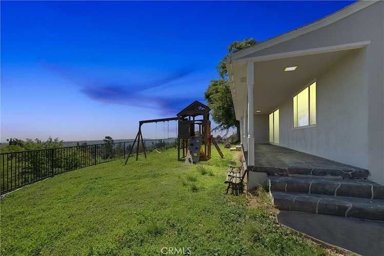 918 Dorothea Rd, La Habra Heights, CA 90631