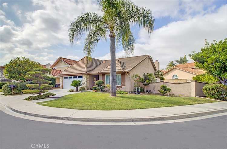 22261 Sisante, Mission Viejo, CA 92691